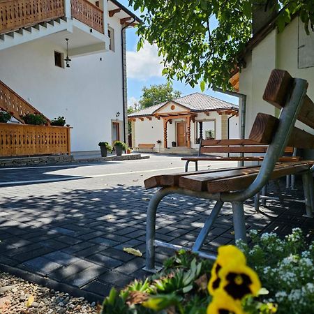 Drag de Maramureș Ocna Şugatag Exterior foto