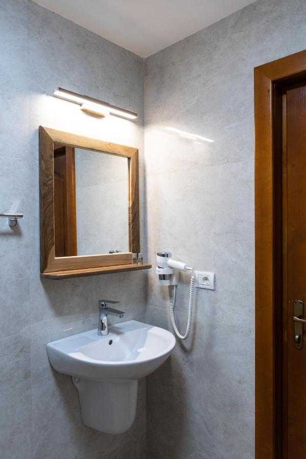 Drag de Maramureș Ocna Şugatag Exterior foto