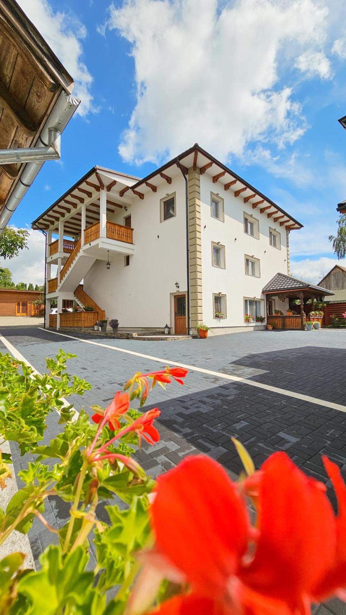 Drag de Maramureș Ocna Şugatag Exterior foto